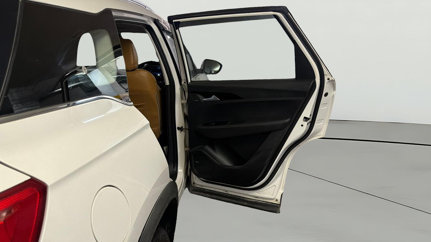 2019 MG HECTOR SHARP 1.5 DCT PETROL, Petrol, Automatic, 83,588 km, RHS Rear Door