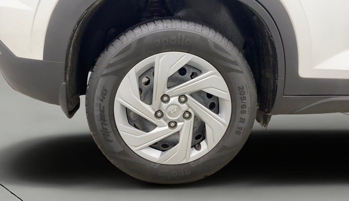 2022 Hyundai Creta E 1.5 DIESEL, Diesel, Manual, 56,105 km, Right Rear Wheel