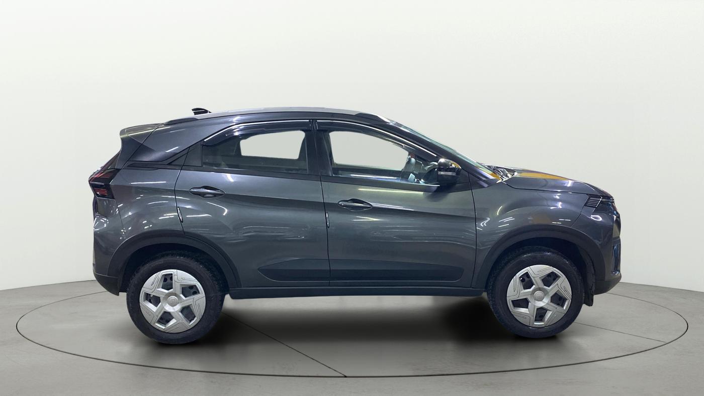 2025 Tata NEXON Pure Plus 1.2 iCNG 6MT, CNG, Manual, 12,630 km, Right Side View