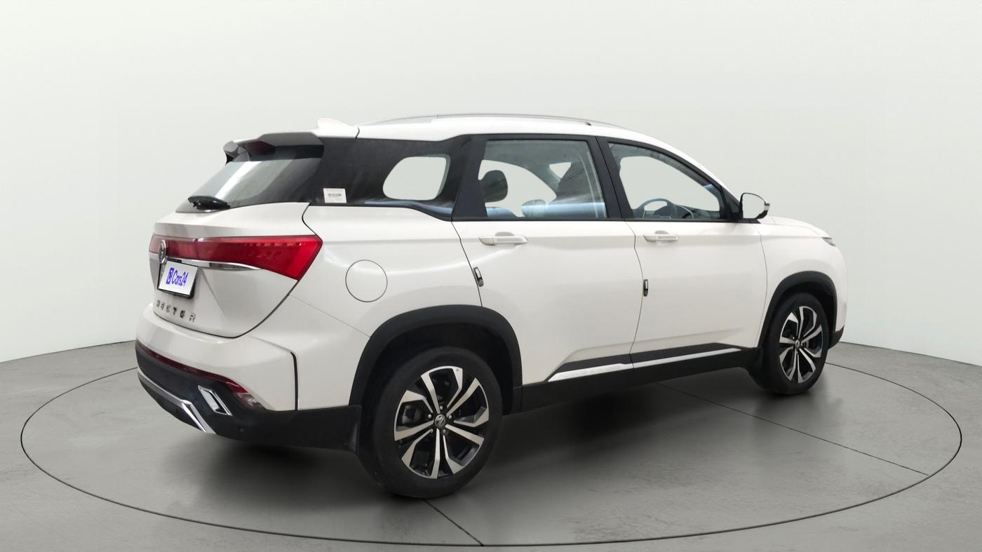 2025 MG HECTOR Select Pro 1.5 Turbo CVT , Petrol, Automatic, 6,272 km, Right Back Diagonal