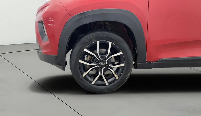 2017 Mahindra KUV 100 NXT K8 D 6 STR, Diesel, Manual, 84,353 km, Left Front Wheel