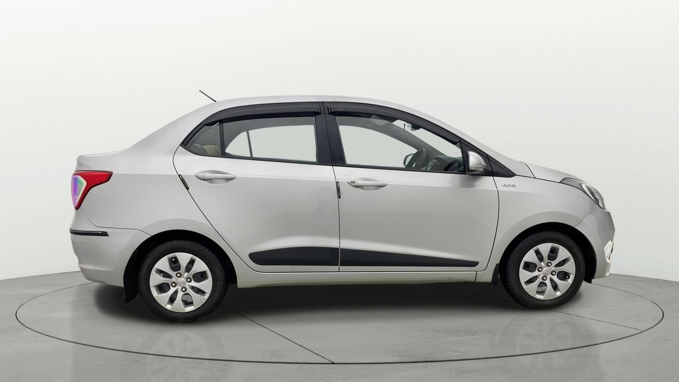 2016 Hyundai Xcent S AT 1.2, Petrol, Automatic, 65,303 km, Right Side View