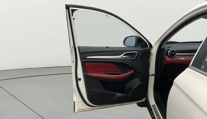 2021 MG ASTOR SAVVY 1.3 TURBO AT S RED, Petrol, Automatic, 75,565 km, LHS Front Door