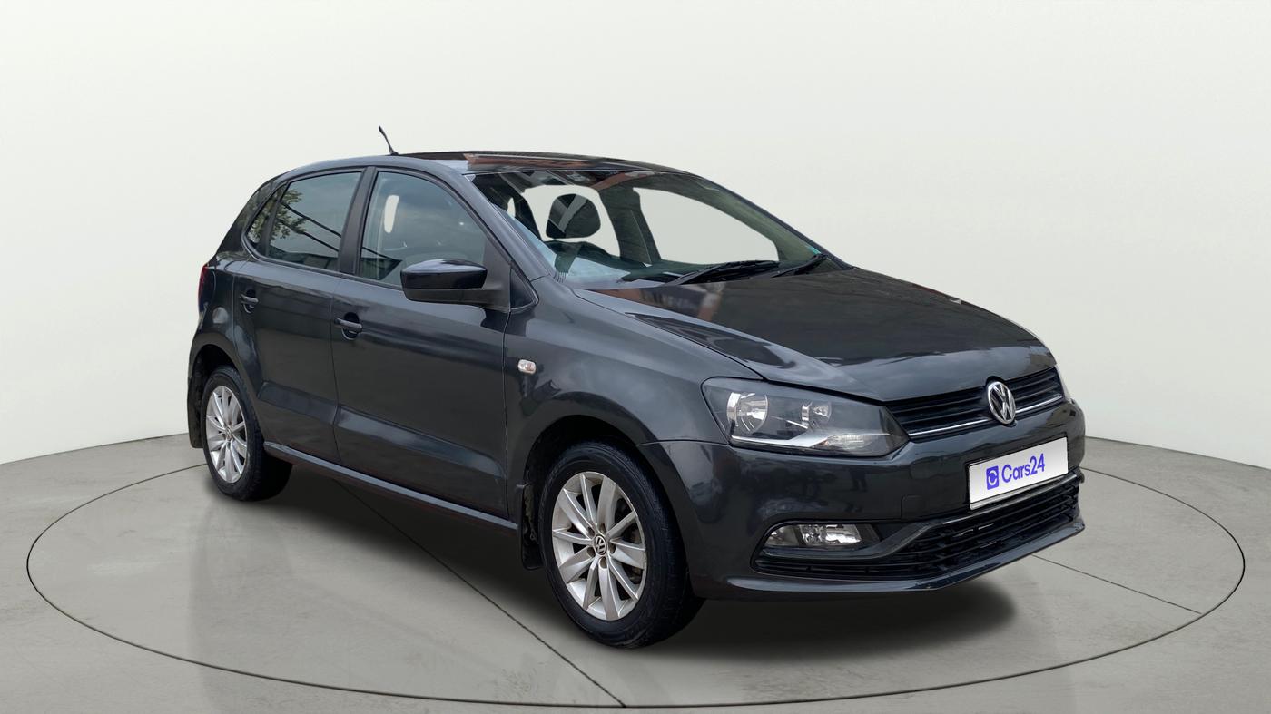 2015 Volkswagen Polo HIGHLINE1.2L, Petrol, Manual, 76,923 km, Right Front Diagonal