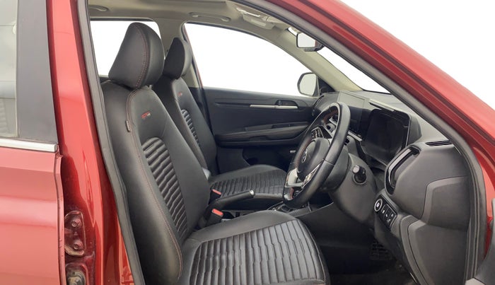 2020 KIA SONET GTX PLUS 1.5 AT, Diesel, Automatic, 69,028 km, Right Side Front Door Cabin