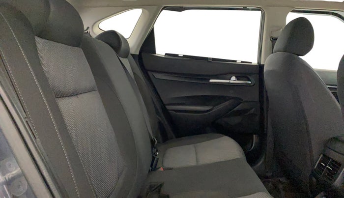 2023 KIA SELTOS HTK PLUS 1.5 IMT, Petrol, Manual, 29,636 km, Right Side Rear Door Cabin