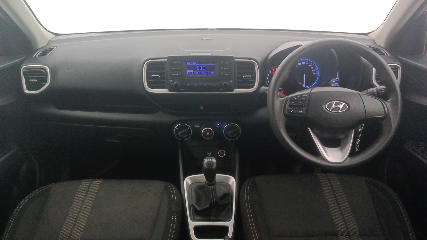 2021 Hyundai VENUE S 1.2, Petrol, Manual, 50,490 km, Dashboard