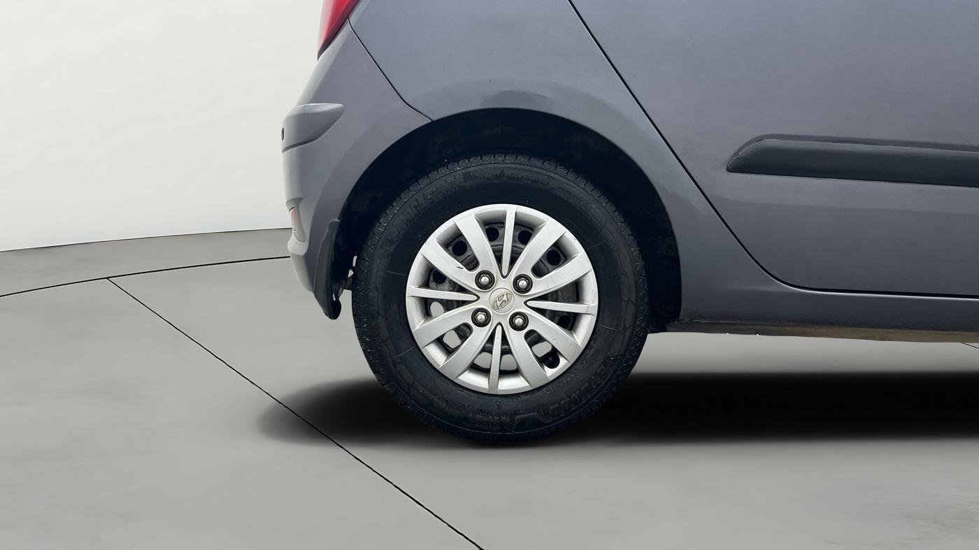 2015 Hyundai i10 SPORTZ 1.1, Petrol, Manual, 61,876 km, Right Rear Wheel