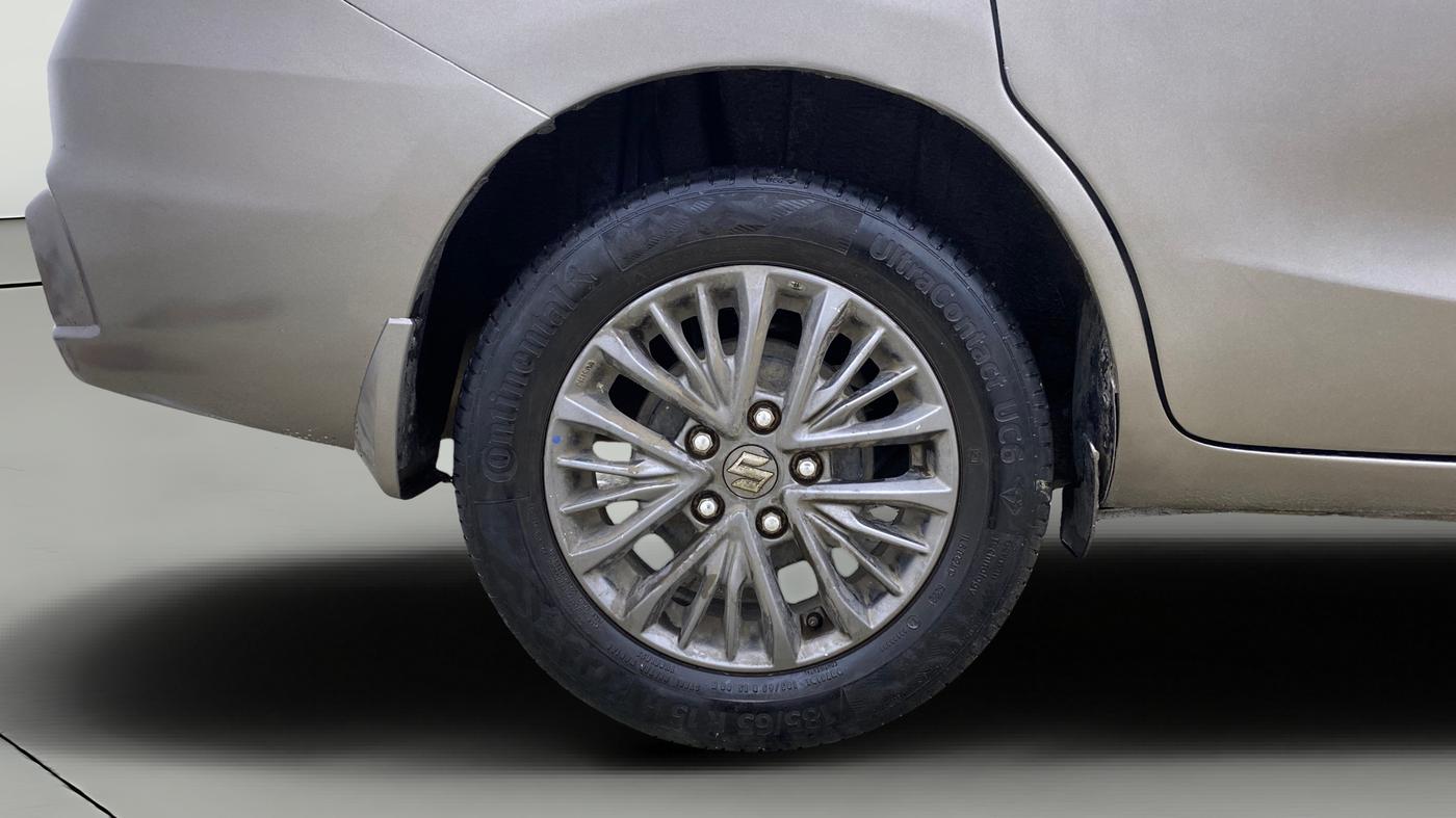 2019 Maruti Ertiga ZXI+ SHVS, Petrol, Manual, 82,157 km, Right Rear Wheel