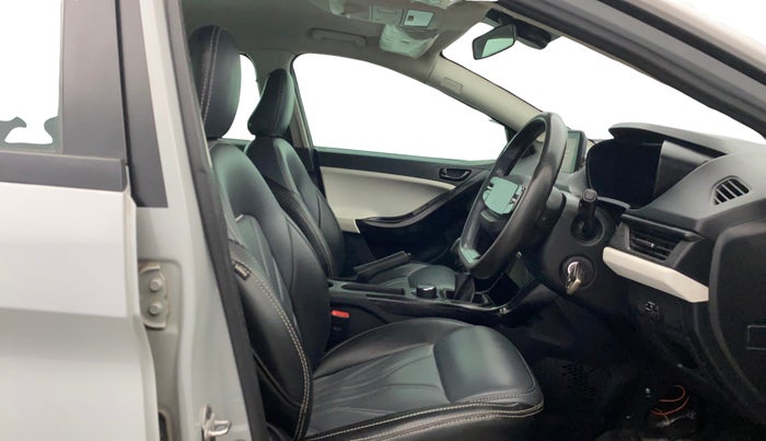 2024 Tata NEXON Pure 1.2 iCNG, CNG, Manual, 88,371 km, Right Side Front Door Cabin
