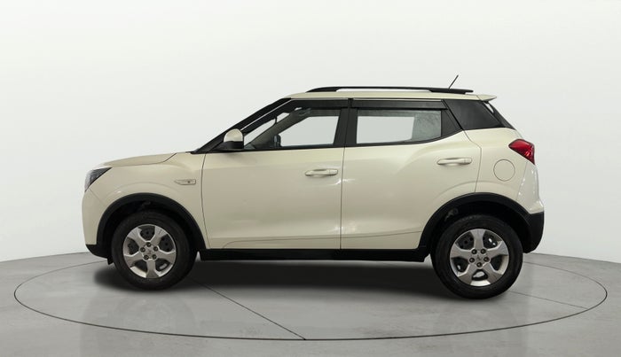 2023 Mahindra XUV300 W6 1.2 PETROL AMT, Petrol, Automatic, 39,599 km, Left Side