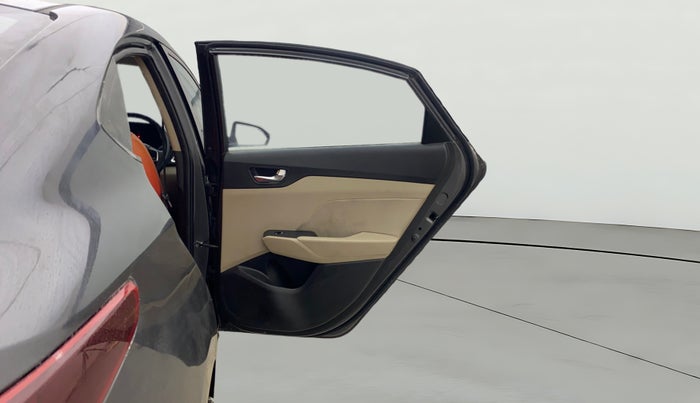 2021 Hyundai Verna S PLUS 1.5 VTVT, Petrol, Manual, 52,355 km, RHS Rear Door