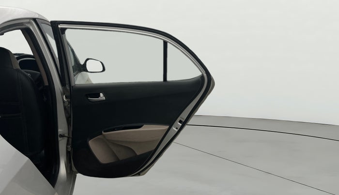 2017 Hyundai Xcent SX 1.2, Petrol, Manual, 38,127 km, RHS Rear Door