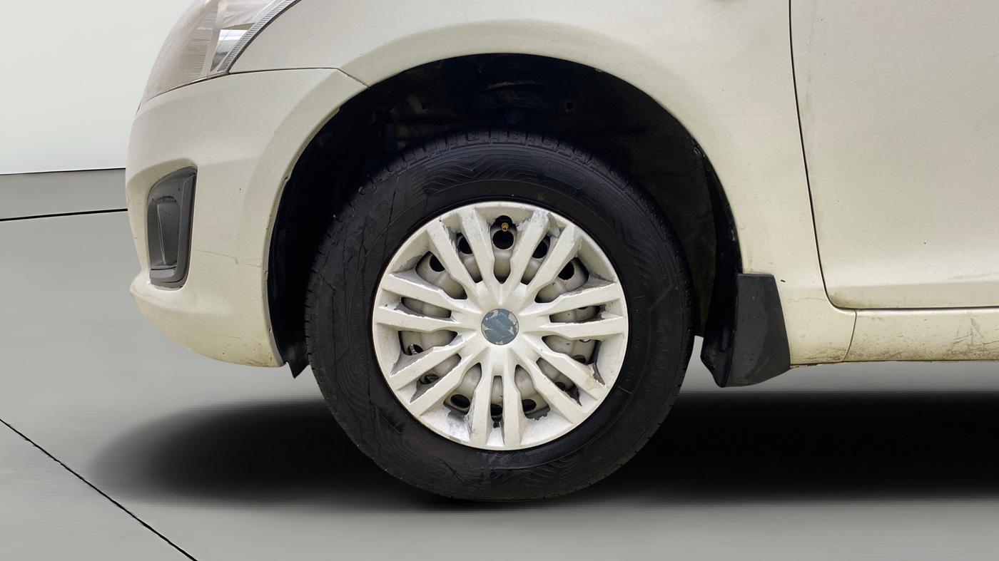 2016 Maruti Swift LXI, Petrol, Manual, 52,031 km, Left Front Wheel