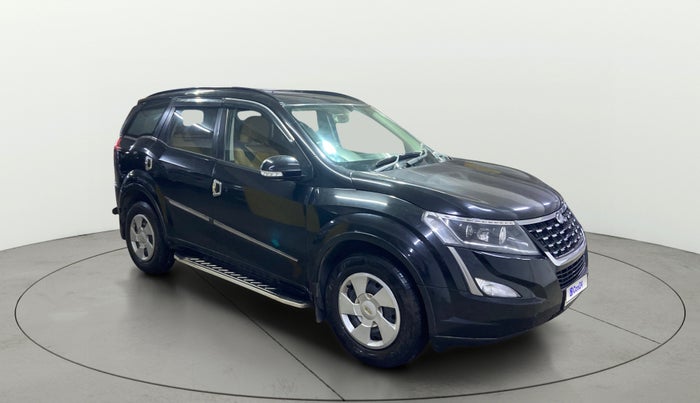 2019 Mahindra XUV500 W7, Diesel, Manual, 1,03,090 km, SRP