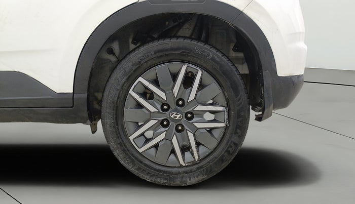 2021 Hyundai VENUE SX 1.5 CRDI, Diesel, Manual, 48,625 km, Left Rear Wheel