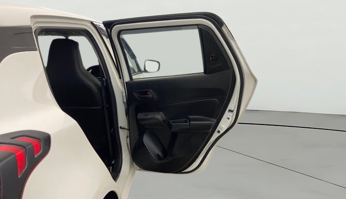 2019 Maruti Swift LXI, Petrol, Manual, 30,488 km, RHS Rear Door