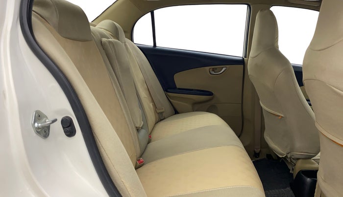 2014 Honda Amaze 1.2L I-VTEC VX, Petrol, Manual, 1,10,405 km, Right Side Rear Door Cabin
