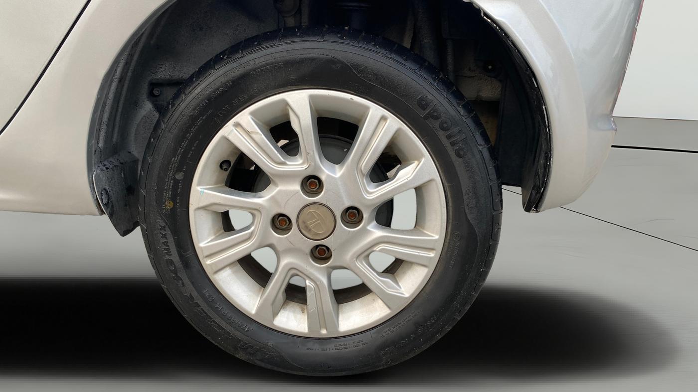 2018 Tata Tiago XZA PETROL, Petrol, Automatic, 39,576 km, Left Rear Wheel