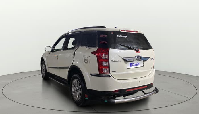 2017 Mahindra XUV500 G AT, Petrol, Automatic, 33,108 km, Left Back Diagonal