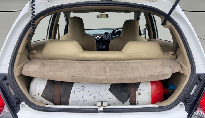 2015 Honda Brio S MT, CNG, Manual, 92,215 km, Boot Open Zoomed View