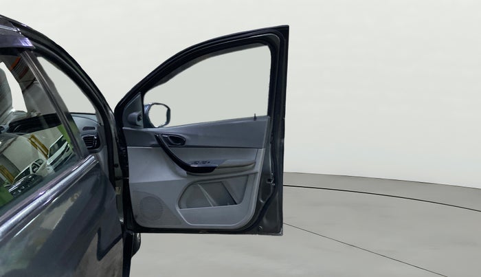 2020 Tata TIGOR XZ PETROL, Petrol, Manual, 61,810 km, RHS Front Door