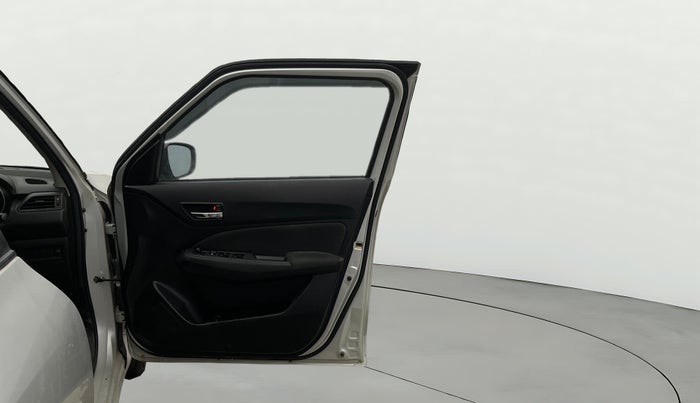 2021 Maruti Swift VXI, Petrol, Manual, 23,811 km, RHS Front Door