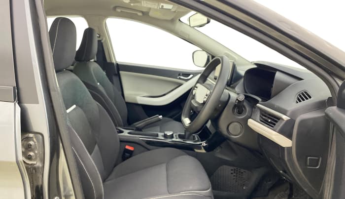 2023 Tata NEXON CREATIVE + 1.2 PETROL, Petrol, Manual, 33,449 km, Right Side Front Door Cabin