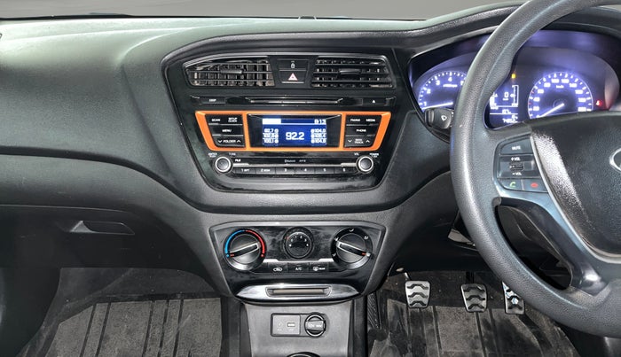 2015 Hyundai i20 Active 1.2 S, Petrol, Manual, 74,842 km, Air Conditioner