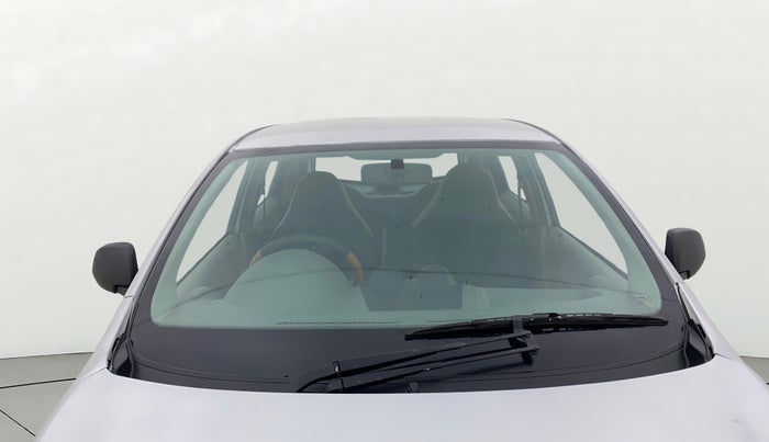 2015 Datsun Go T, Petrol, Manual, 1,22,106 km, Front Windshield