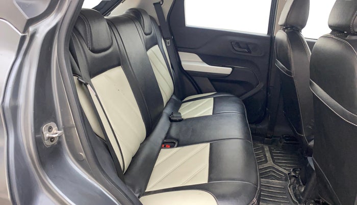 2022 Tata PUNCH ACCOMPLISHED MT, Petrol, Manual, 39,968 km, Right Side Rear Door Cabin