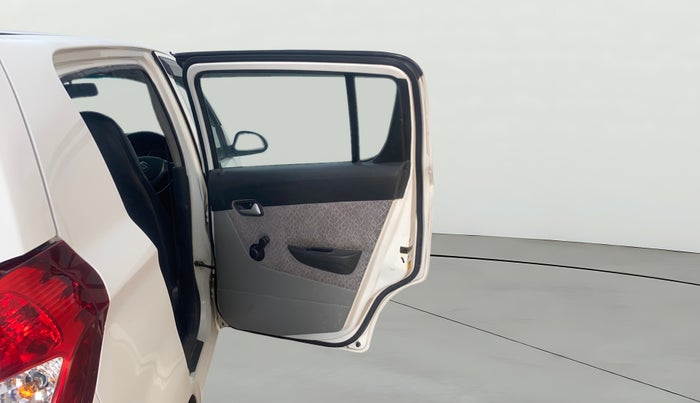 2017 Maruti Alto 800 VXI, Petrol, Manual, 1,00,241 km, RHS Rear Door