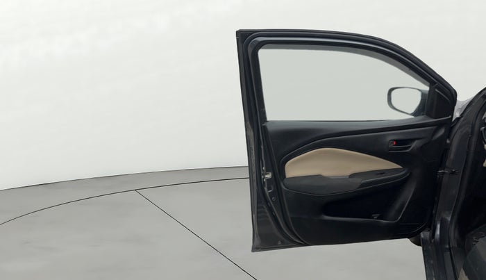 2024 Toyota Glanza E, Petrol, Manual, 21,359 km, LHS Front Door