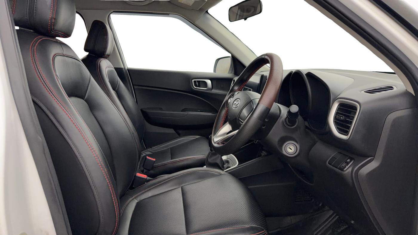 2021 Hyundai VENUE S+ 1.2, Petrol, Manual, 48,136 km, Right Side Front Door Cabin