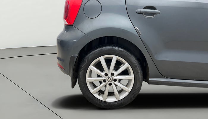 2017 Volkswagen Polo HIGHLINE1.2L, Petrol, Manual, 73,773 km, Right Rear Wheel