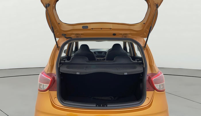 2017 Hyundai Grand i10 SPORTZ 1.2 KAPPA VTVT, Petrol, Manual, 35,519 km, Boot Open Zoomed View