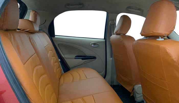 2019 Toyota Etios Liva V DUAL TONE, Petrol, Manual, 84,883 km, Right Side Rear Door Cabin