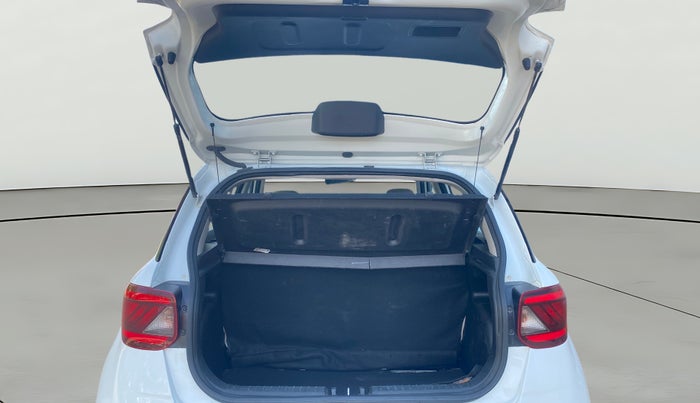 2021 Hyundai VENUE S 1.2, Petrol, Manual, 34,827 km, Boot Open Zoomed View