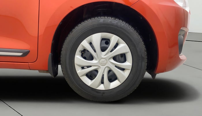 2020 Maruti Swift VXI, Petrol, Manual, 31,699 km, Right Front Wheel
