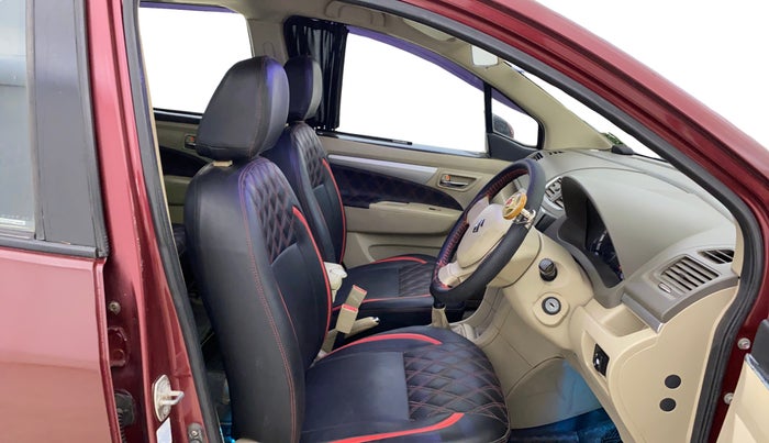 2013 Maruti Ertiga VXI CNG, CNG, Manual, 70,915 km, Right Side Front Door Cabin