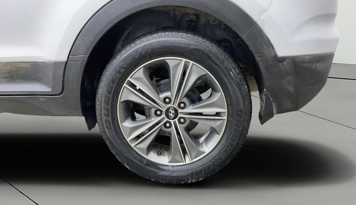 2017 Hyundai Creta SX PLUS AT 1.6 PETROL, Petrol, Automatic, 1,08,119 km, Left Rear Wheel