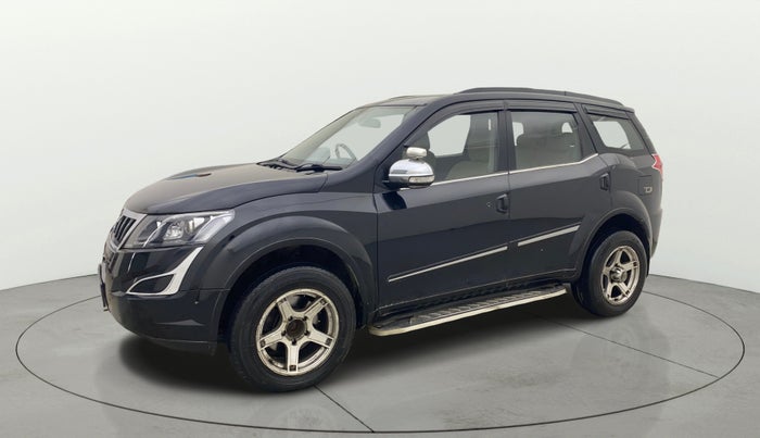 2015 Mahindra XUV500 W6, Diesel, Manual, 1,13,116 km, Left Front Diagonal