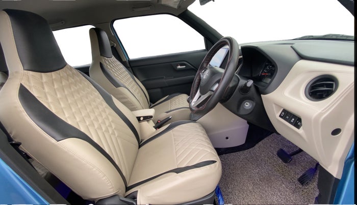 2023 Maruti New Wagon-R ZXI 1.2 AMT, Petrol, Automatic, 21,681 km, Right Side Front Door Cabin