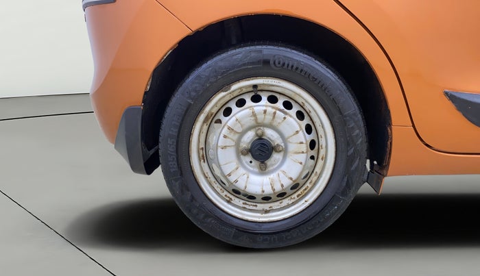 2016 Maruti Baleno SIGMA PETROL 1.2, CNG, Manual, 84,008 km, Right Rear Wheel