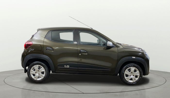 2022 Renault Kwid RXT 1.0 AMT (O), Petrol, Automatic, 31,346 km, Right Side View