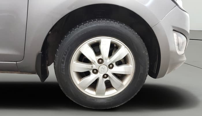 2014 Hyundai i20 SPORTZ 1.2, Petrol, Manual, 50,702 km, Right Front Wheel
