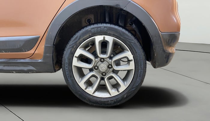 2017 Hyundai i20 Active 1.4 SX, Diesel, Manual, 57,375 km, Left Rear Wheel