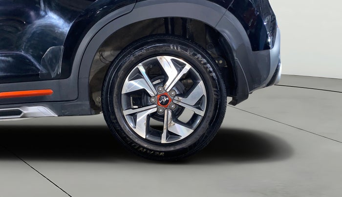 2023 KIA SONET HTX Anniversary Edition 1.5 iMT, Diesel, Manual, 11,107 km, Left Rear Wheel