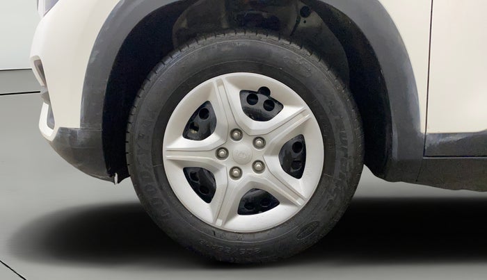 2021 KIA SELTOS HTE 1.5 DIESEL, Diesel, Manual, 31,442 km, Left Front Wheel