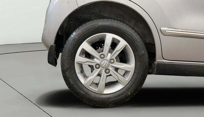 2017 Maruti Wagon R 1.0 VXI+ AMT, Petrol, Automatic, 46,495 km, Right Rear Wheel